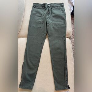 2/$30 💥 Sanctuary Olive Green Standard Surplus Pants